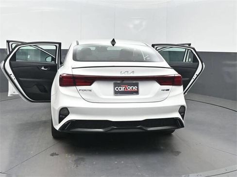 Used 2022 Kia Forte GT-Line w/ GT-Line Premium Package image 39