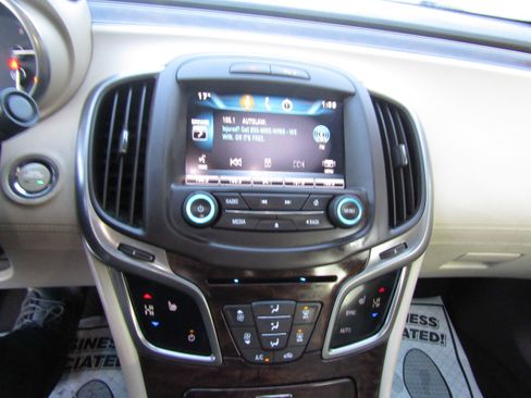 Used 2015 Buick LaCrosse Leather image 14