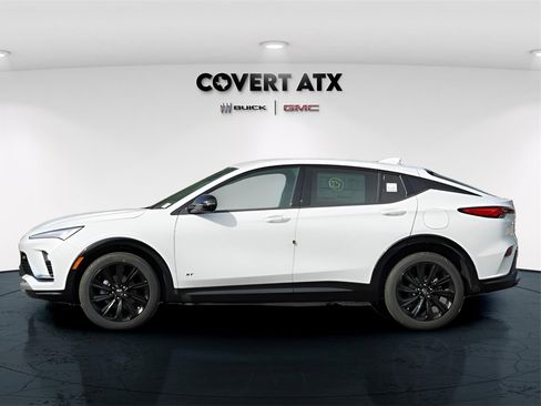 New 2026 Buick Envista Sport Touring w/ Convenience I Package image 4