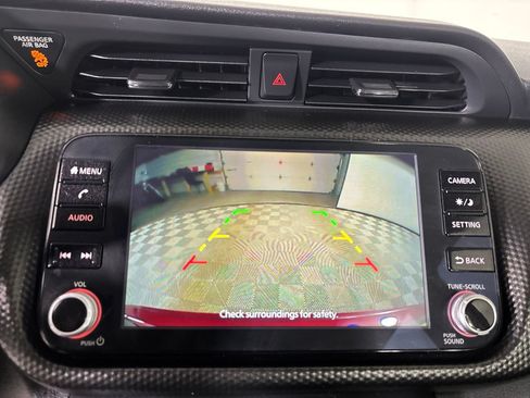 Used 2021 Nissan Kicks SV FWD image 16