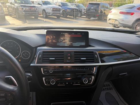 Used 2016 BMW 328i xDrive Sedan AWD/4WD image 12