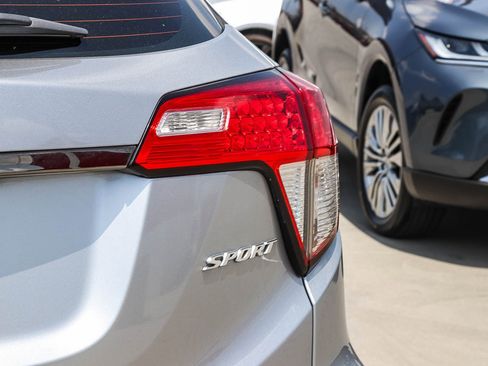 Used 2019 Honda HR-V Sport image 8