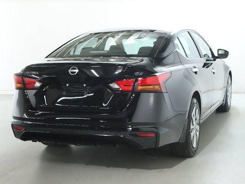 Used 2023 Nissan Altima 2.5 S FWD image 45