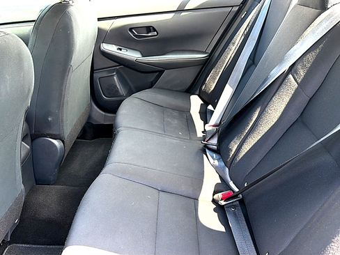Used 2024 Nissan Sentra S FWD image 18