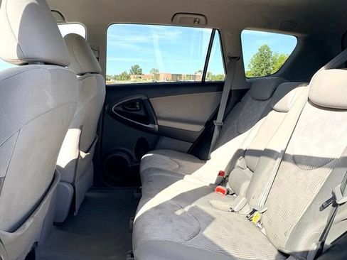 Used 2011 Toyota RAV4 4WD w/ Base L4 Extra Value Pkg image 10