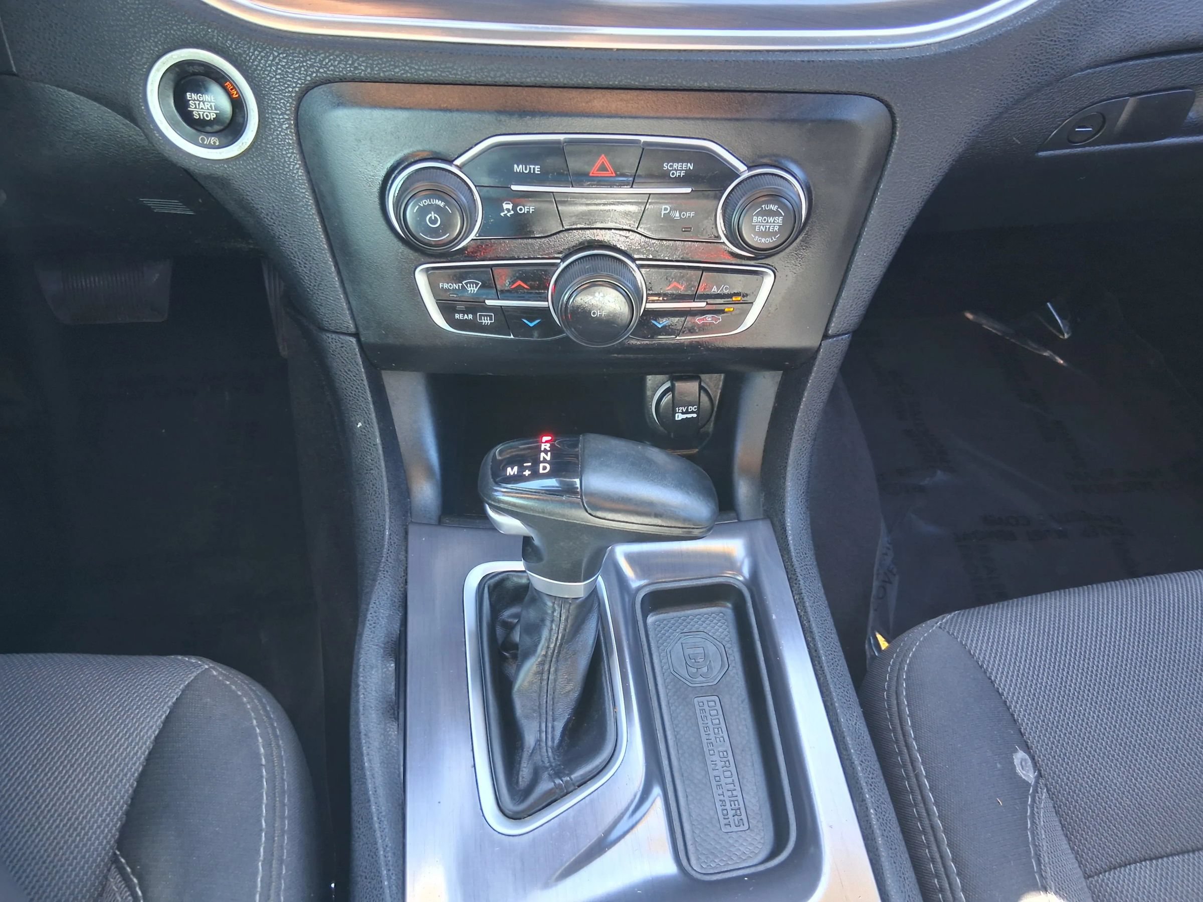Used 2017 Dodge Charger SE w/ Popular Equipment Group AWD/4WD image 17