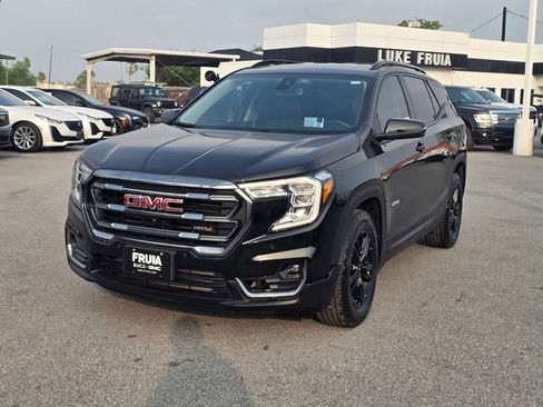Used 2024 GMC Terrain AT4 w/ Infotainment Package II AWD/4WD image 2