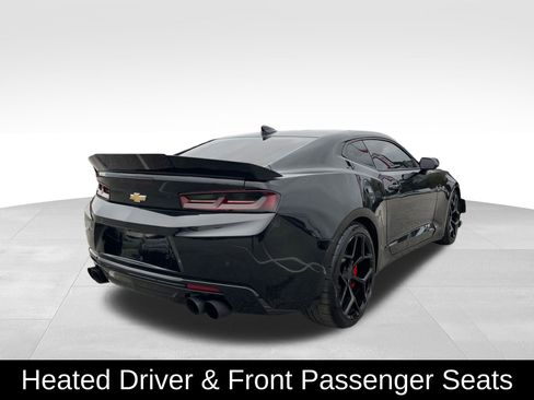 Used 2016 Chevrolet Camaro SS image 5