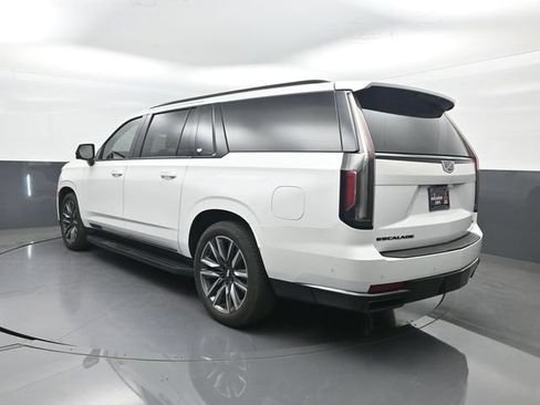 Used 2023 Cadillac Escalade ESV Sport Platinum w/ LPO, ONYX Package AWD/4WD image 24