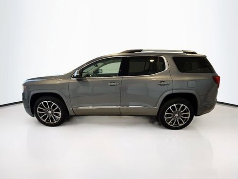 Used 2020 GMC Acadia Denali image 4