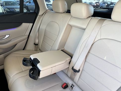 Used 2022 Mercedes-Benz GLC 300 4MATIC image 25