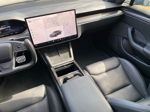 Used 2022 Tesla Model S Plaid image 24