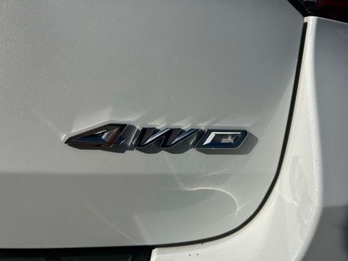 Used 2021 Ford Explorer XLT w/ Equipment Group 202A AWD/4WD image 14