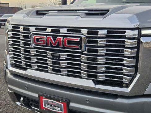 New 2025 GMC Sierra 2500 Denali w/ Denali Reserve Package image 43
