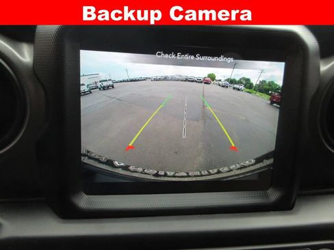 Used 2021 Jeep Wrangler Unlimited Sport AWD/4WD image 20