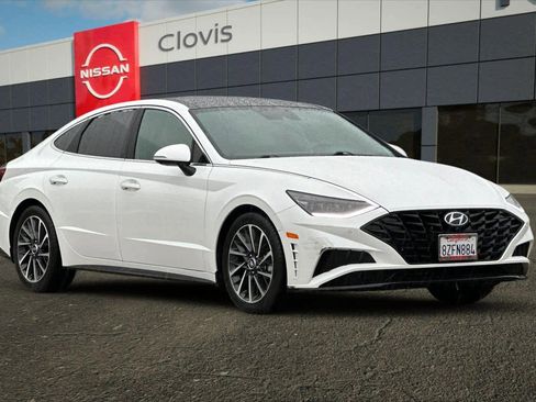 Used 2022 Hyundai Sonata Limited w/ Winter Weather Package image 10