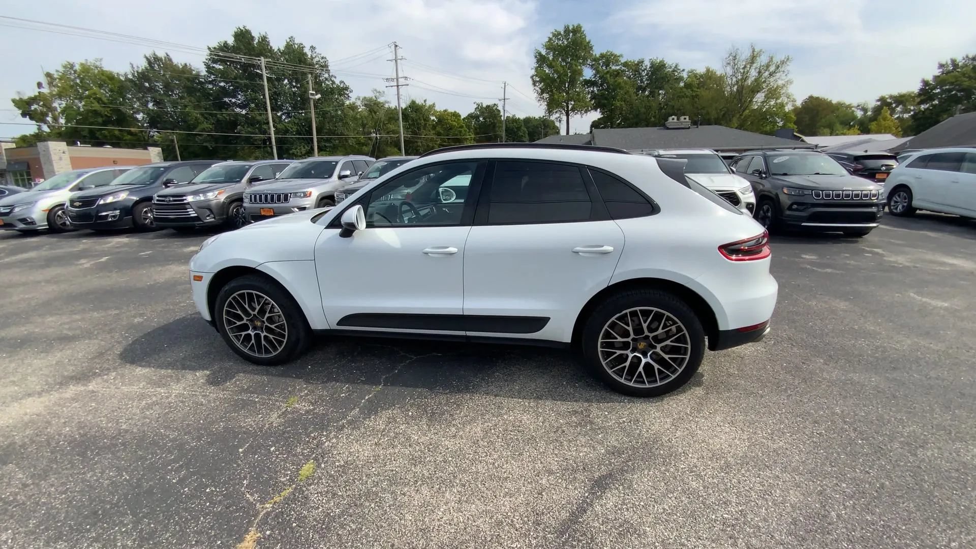 Used 2017 Porsche Macan S AWD/4WD image 5