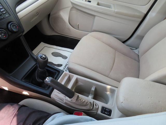 Used 2013 Subaru Impreza 2.0i Premium w/ Alloy Wheel Pkg + Moonroof AWD/4WD image 17