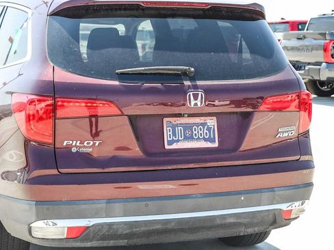 Used 2017 Honda Pilot Touring image 10