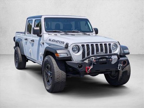 Used 2020 Jeep Gladiator Sport w/ Quick Order Package 24S AWD/4WD image 3