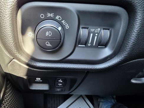 Used 2026 RAM 1500 Big Horn AWD/4WD image 8