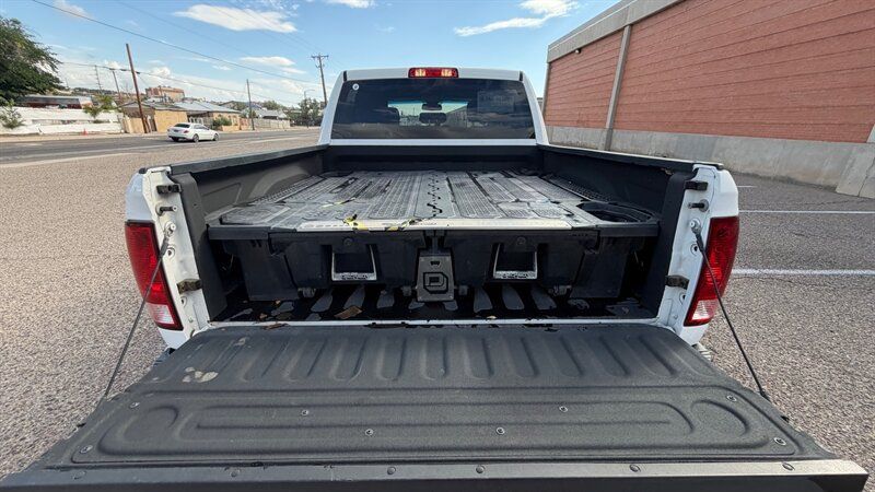 Used 2018 RAM 1500 4x4 Crew Cab w/ Chrome Appearance Group image 11
