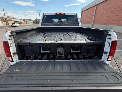 Used 2018 RAM 1500 4x4 Crew Cab w/ Chrome Appearance Group image 11