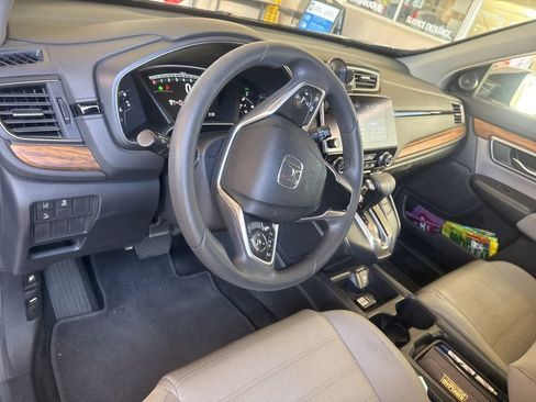 Used 2017 Honda CR-V EX image 9
