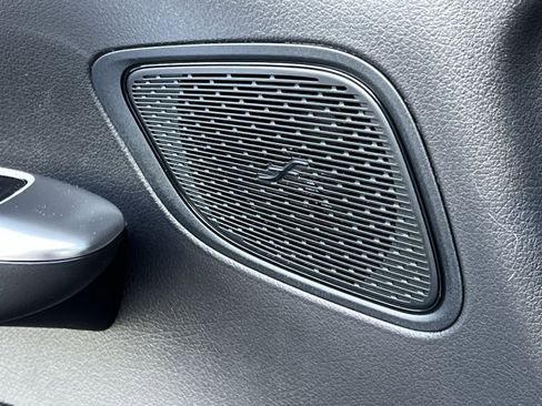 Used 2026 Mercedes-Benz GLC 300 4MATIC image 34