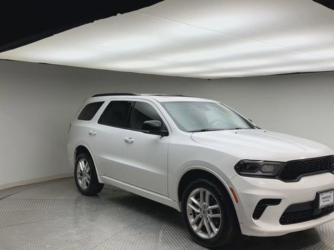 Used 2024 Dodge Durango GT image 8