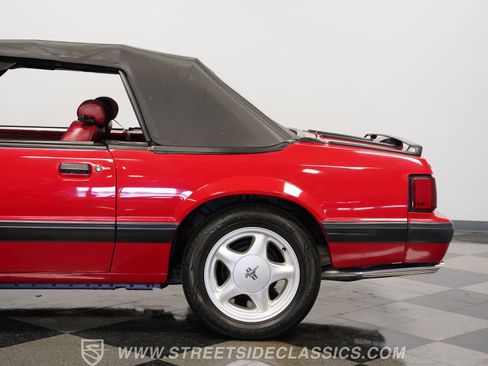 Used 1991 Ford Mustang LX image 24