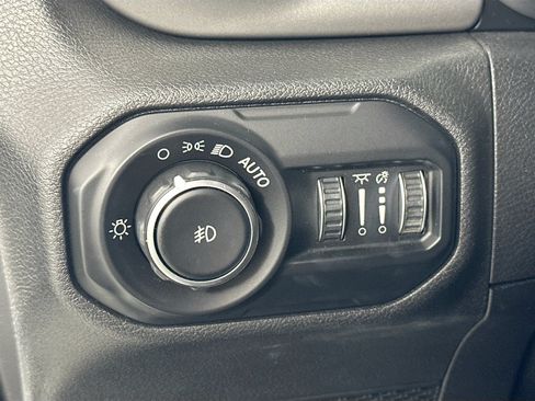 Used 2021 Jeep Wrangler Unlimited Sport AWD/4WD image 10