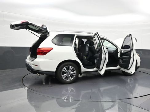 Used 2020 Nissan Pathfinder SV FWD image 31