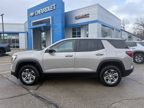 Certified 2026 GMC Terrain Elevation AWD/4WD image 3