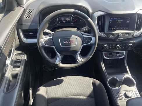Certified 2024 GMC Terrain SLE w/ Driver Convenience Package FWD image 13