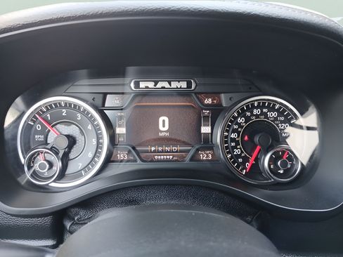 Used 2022 RAM 1500 Laramie AWD/4WD image 15