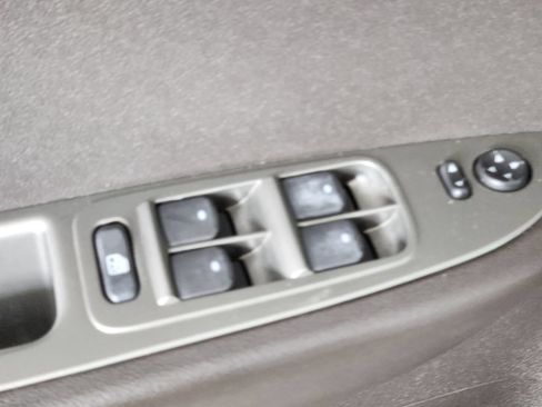 Used 2012 Chevrolet Malibu LTZ FWD image 12