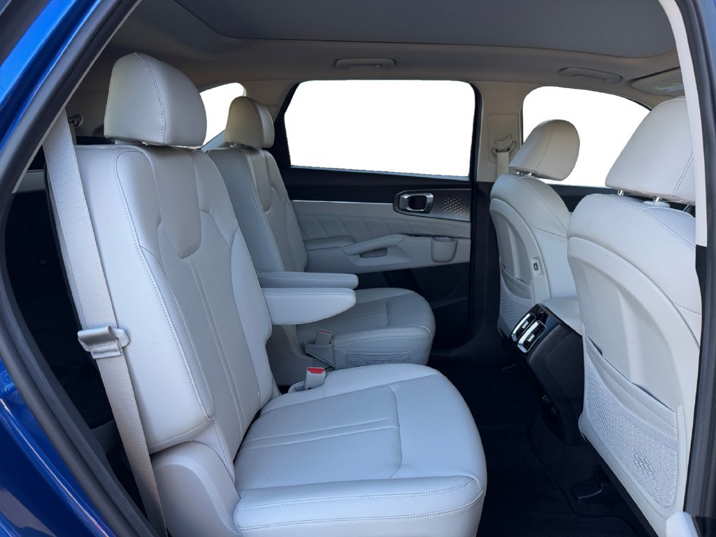 Used 2023 Kia Sorento SX AWD/4WD image 20