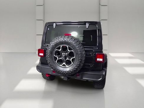 Used 2023 Jeep Wrangler Unlimited Rubicon w/ Cold Weather Group AWD/4WD image 40