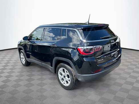Used 2025 Jeep Compass Sport AWD/4WD image 7