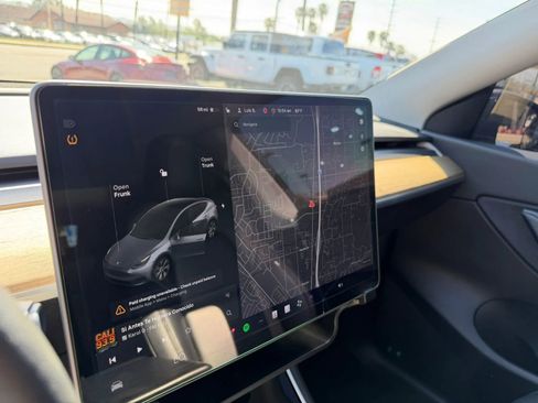 Used 2020 Tesla Model Y Long Range AWD/4WD image 17