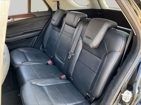 Used 2016 Mercedes-Benz GLE 400 4MATIC image 21