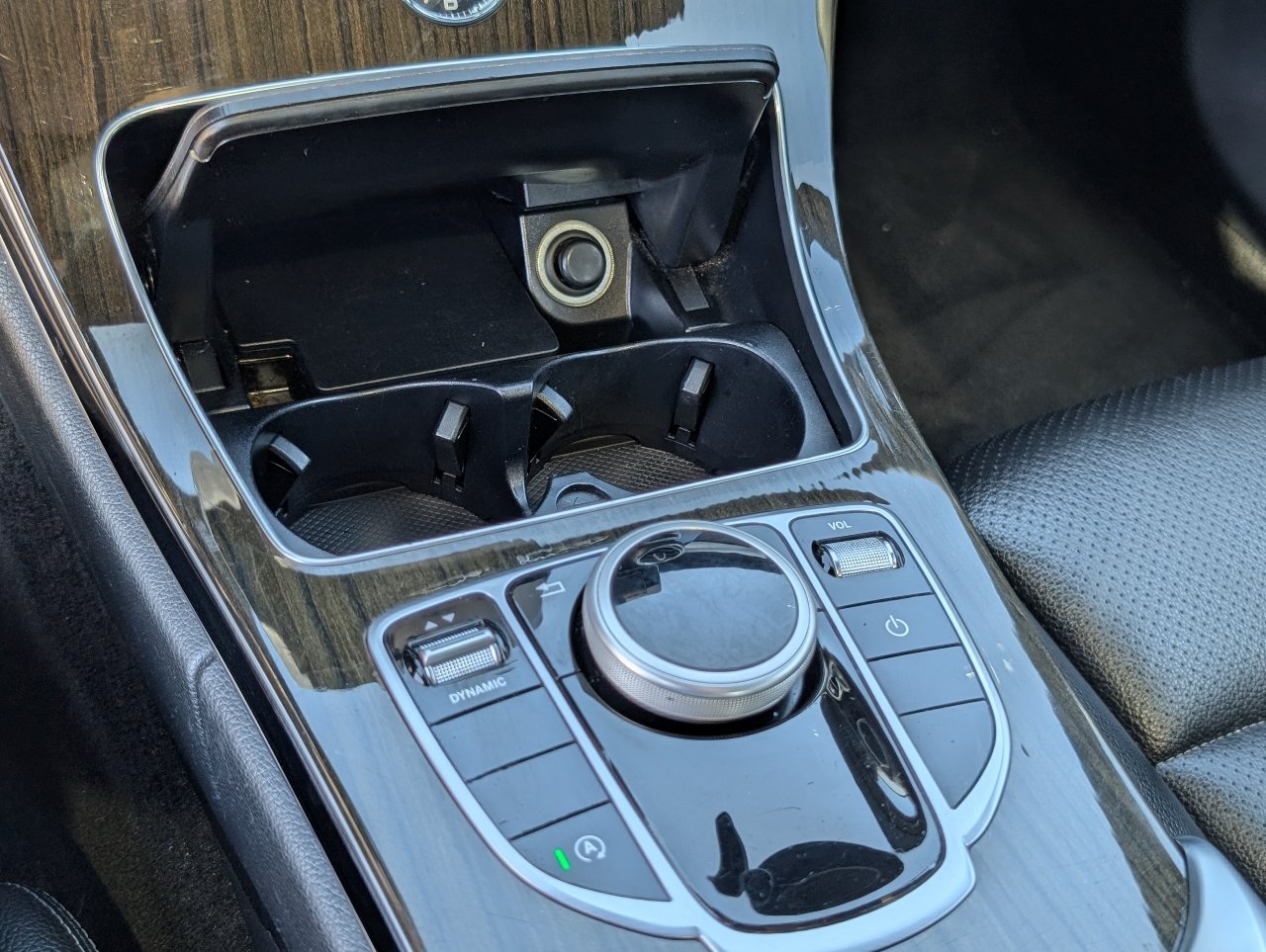 Used 2018 Mercedes-Benz C 300 Sedan image 16