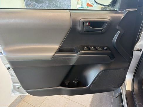 Used 2023 Toyota Tacoma SR image 18
