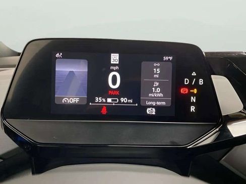 Used 2022 Volkswagen ID.4 Pro S image 9