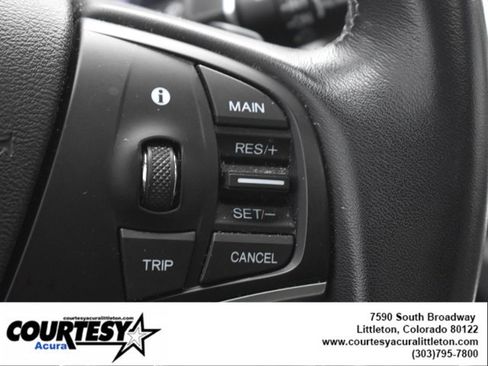 Used 2020 Acura MDX SH-AWD image 11