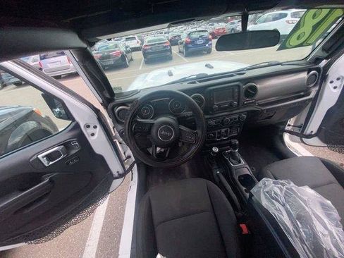 Used 2018 Jeep Wrangler Unlimited Sport S AWD/4WD image 30