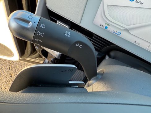 Used 2023 Hyundai Ioniq 5 SEL image 28