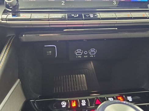 New 2026 Jeep Grand Wagoneer 4WD image 31