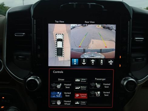 Used 2019 RAM 2500 Laramie AWD/4WD image 9